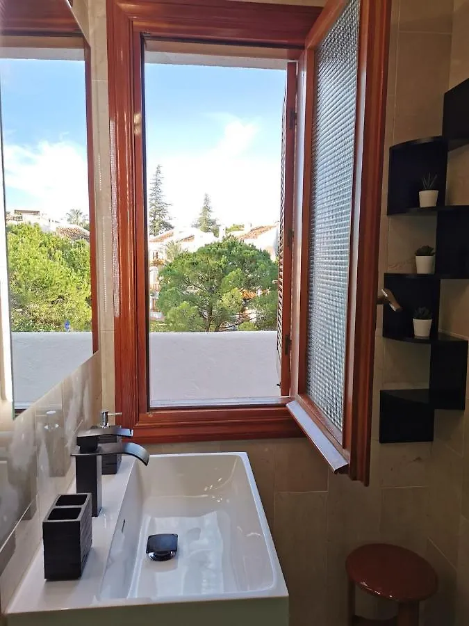 Nueva Andalucia - Penthouse Apartment Marbella Spain